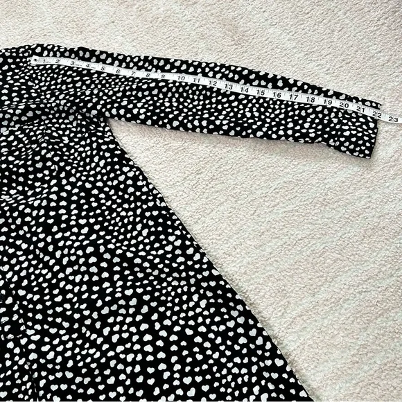 Old Navy Black White Ditzy Heart Print Long Sleeve Collared Dress Size XS - Picture 10 of 12